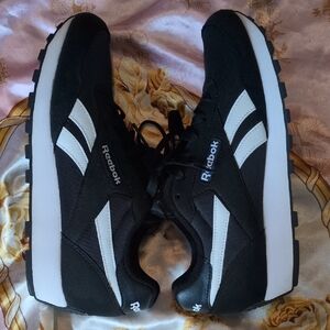 Reebok Men's Classic Black and White Sneakers